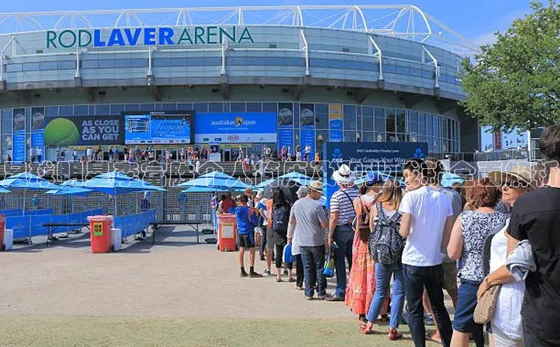 爱游戏体育APP天键股份足球明星李富胜个人简历及职业成就全面解析